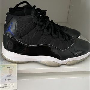 Jordan 11 Spacejam
